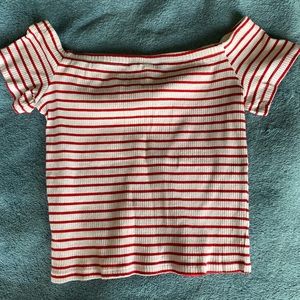 off the shoulder crop top!